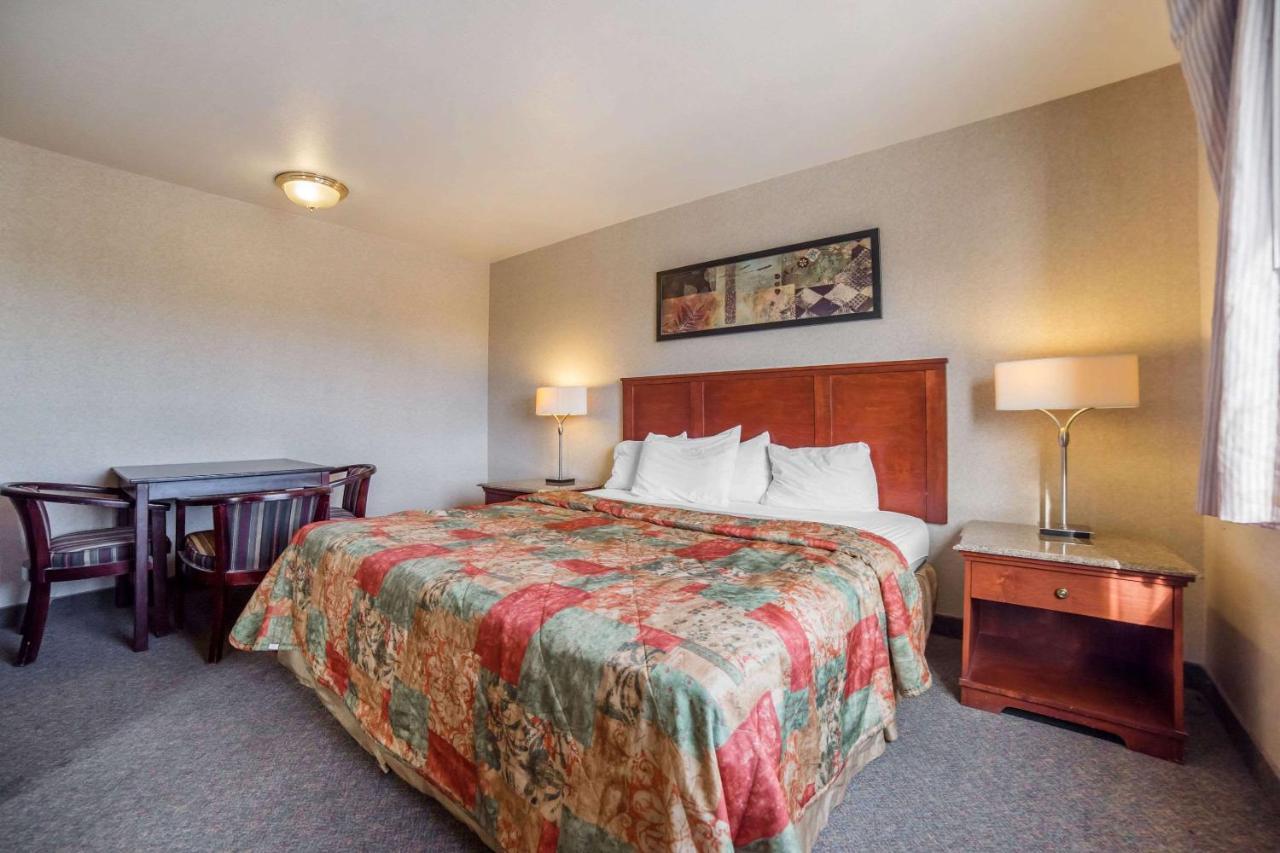 Rodeway Inn & Suites Nampa Eksteriør billede